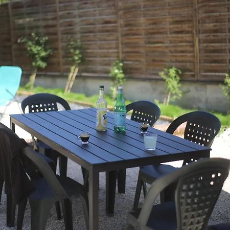 La Montrieuse, Chambre Individuelle Avec Sauna Et Baignoire Spa Naveil Exterior foto